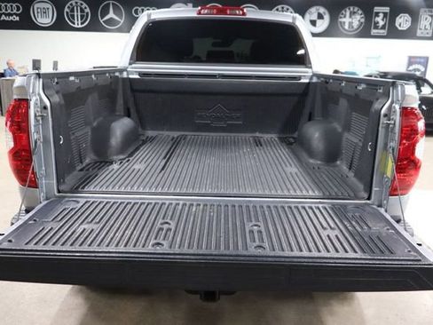 Used 2019 Toyota Tundra Platinum AWD/4WD image 18