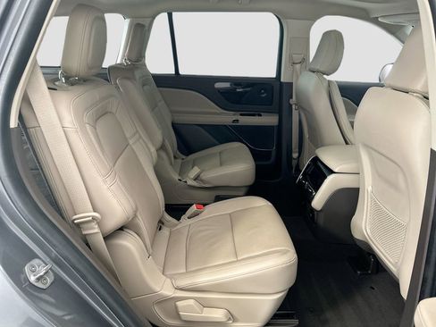 Used 2023 Lincoln Aviator Reserve w/ Elements Package Plus RWD image 21
