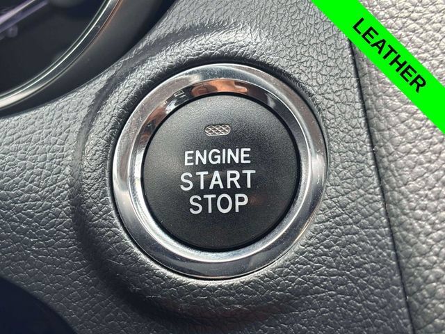 Used 2018 Subaru Outback 3.6R Touring AWD/4WD image 17