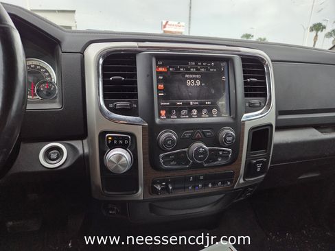 Used 2017 RAM 1500 Laramie w/ Convenience Group image 9