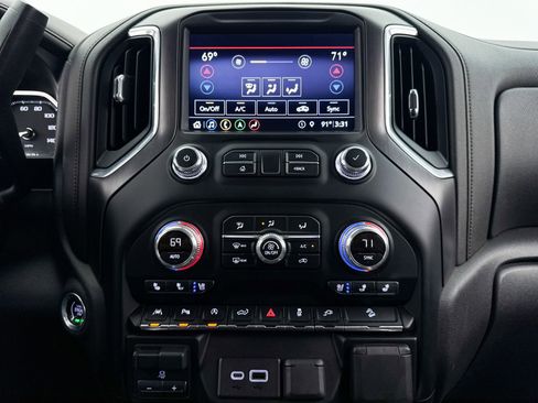 Used 2019 GMC Sierra 1500 AT4 w/ AT4 Premium Package AWD/4WD image 23