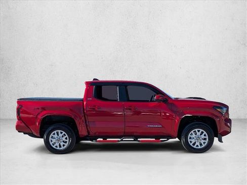 Certified 2025 Toyota Tacoma SR5 image 4