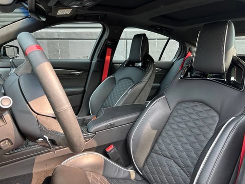 Used 2022 Cadillac CT5 V Blackwing w/ Carbon Fiber Package 1 RWD image 5