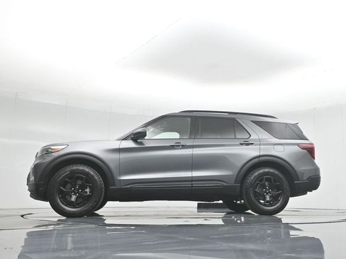 Certified 2022 Ford Explorer Timberline image 8
