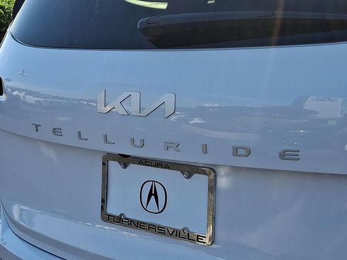 Used 2025 Kia Telluride S FWD image 33