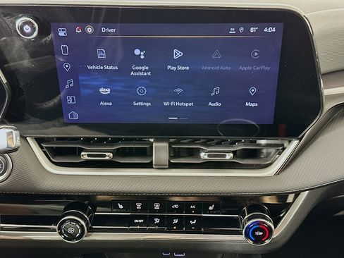 Used 2025 Chevrolet Equinox LT image 24