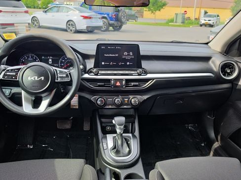 Certified 2023 Kia Forte LXS w/ LXS Technology Package FWD image 13