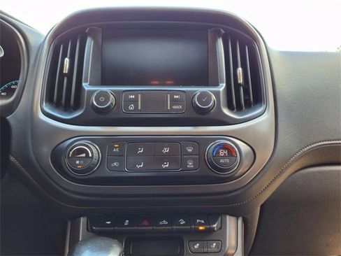 Used 2022 GMC Canyon AT4 w/ Trailering Package image 16