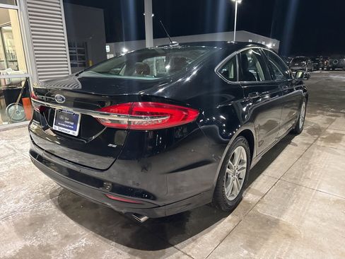 Certified 2018 Ford Fusion SE image 8