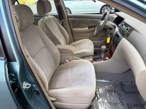 Used 2006 Toyota Corolla LE FWD image 19