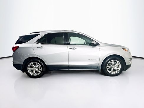 Used 2019 Chevrolet Equinox Premier FWD image 10