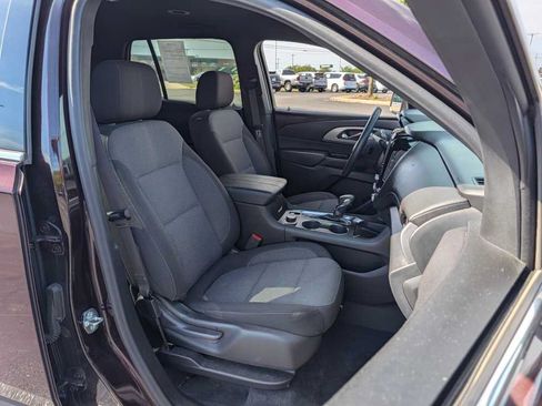 Used 2023 Chevrolet Traverse LT AWD/4WD image 19
