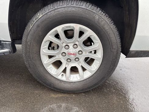 Used 2020 GMC Yukon SLT w/ Open Road Package image 15