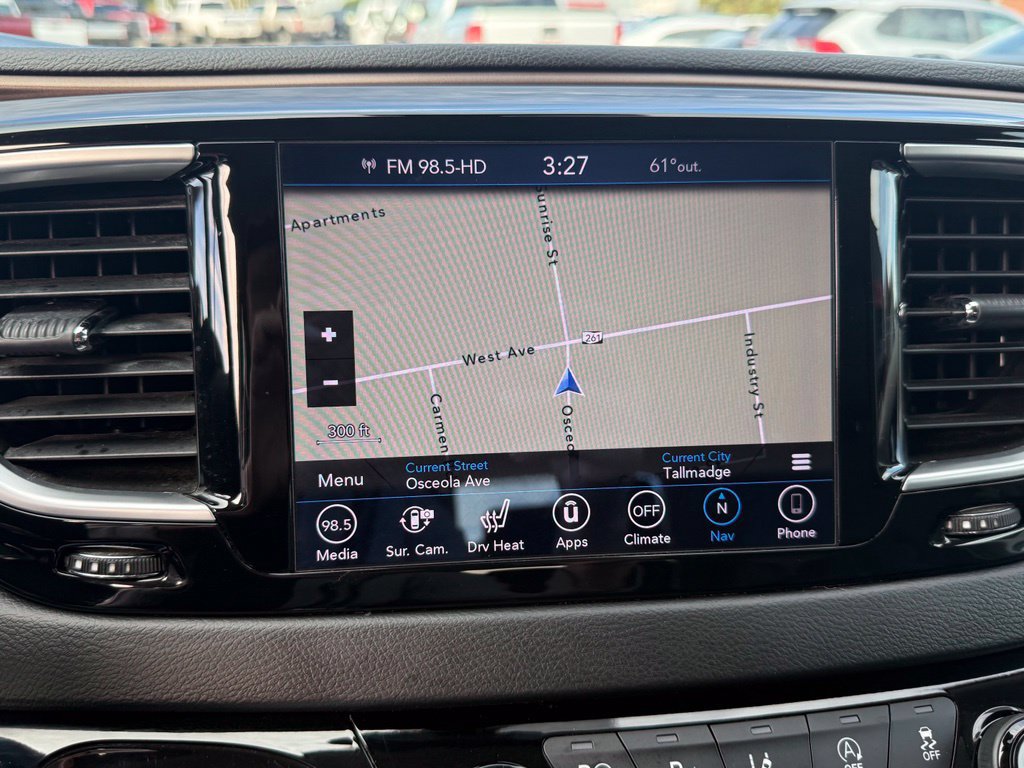 Used 2019 Chrysler Pacifica Touring-L Plus w/ Advanced Safetytec Group FWD image 10