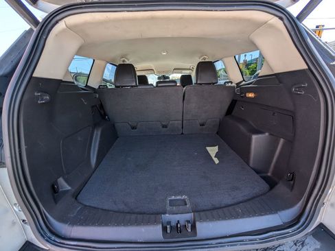 Used 2017 Ford Escape Titanium image 19