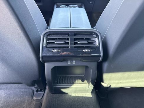 Certified 2025 BMW 530i xDrive w/ Premium Package image 15