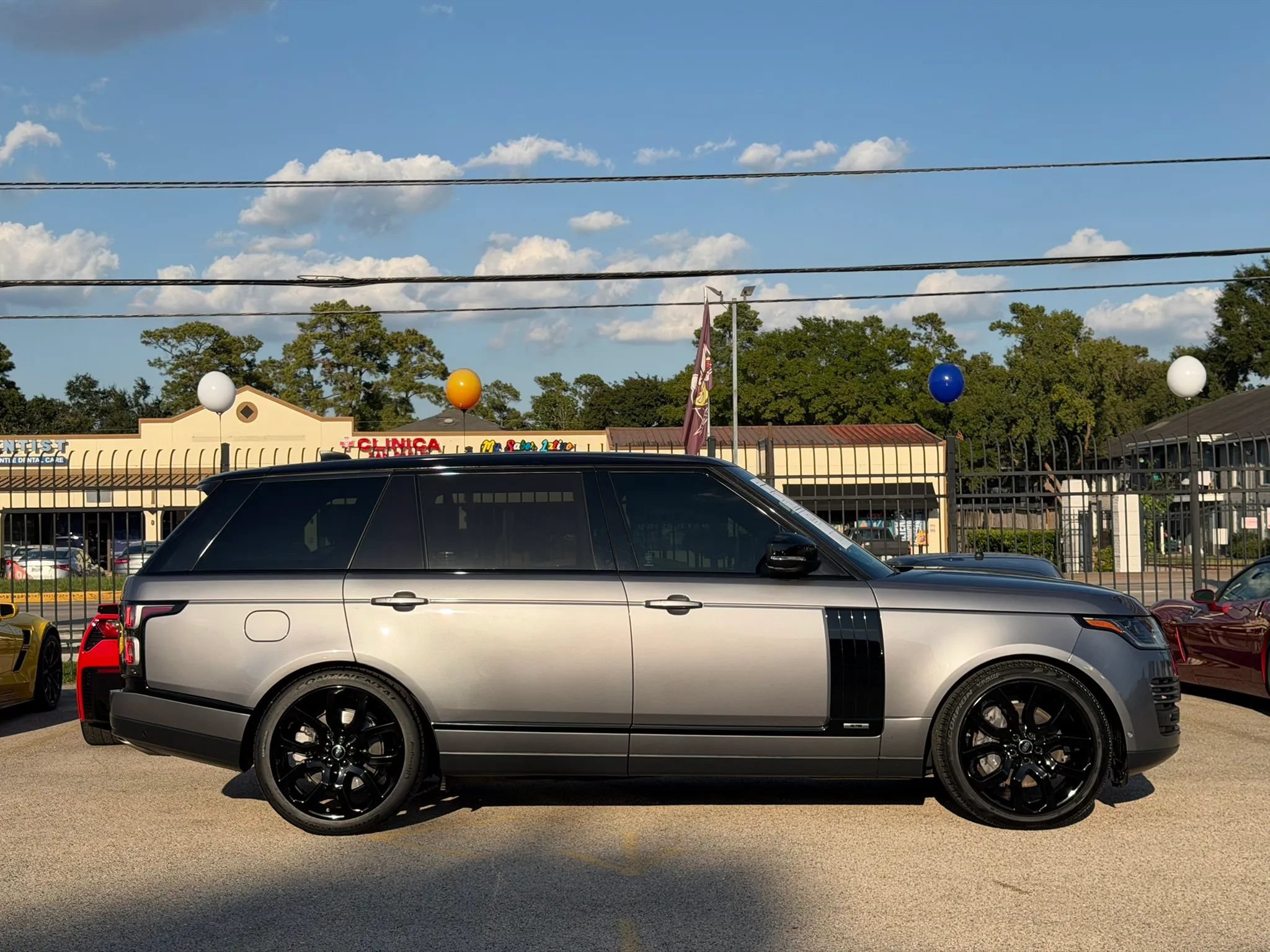 Used 2021 Land Rover Range Rover P525 Westminster Edition LWB AWD/4WD image 9