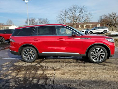 New 2026 Lincoln Aviator AWD image 3