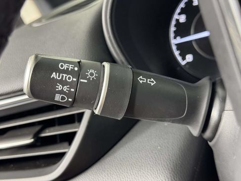 Used 2021 Acura TLX FWD image 21
