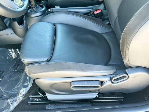 Certified 2024 MINI Cooper S w/ Signature Upholstery Package image 19