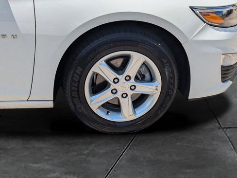 Used 2022 Chevrolet Malibu LT FWD image 11