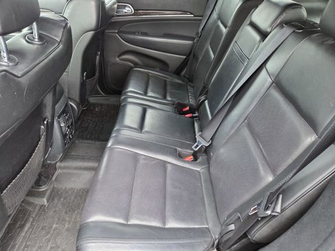 Used 2018 Jeep Grand Cherokee Overland image 11