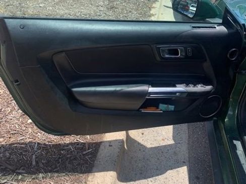 Used 2023 Ford Mustang Convertible RWD image 14