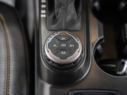 Used 2022 Ford Bronco Badlands AWD/4WD image 35