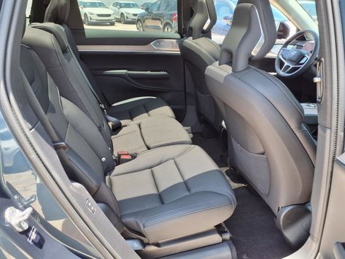 New 2025 Volvo EX90 Ultra image 10