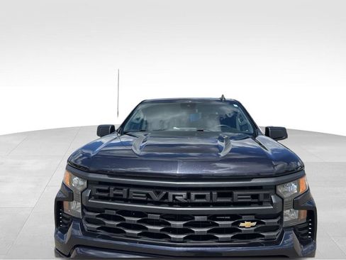 Used 2023 Chevrolet Silverado 1500 Custom AWD/4WD image 13