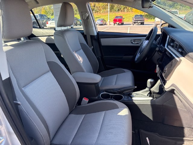 Used 2019 Toyota Corolla LE FWD image 13