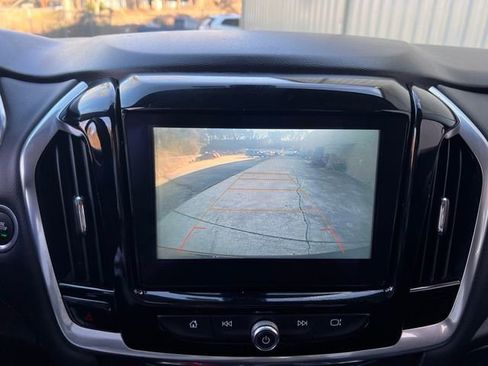 Used 2019 Chevrolet Traverse LT AWD/4WD image 24