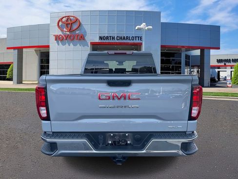 Used 2024 GMC Sierra 1500 SLE image 9