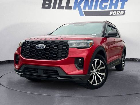 Certified 2025 Ford Explorer ST-Line RWD image 1