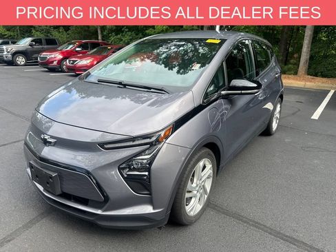 Used 2023 Chevrolet Bolt LT w/ Driver Confidence Package FWD image 12