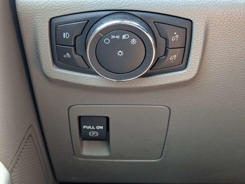 Used 2019 Ford F150 XLT RWD image 23