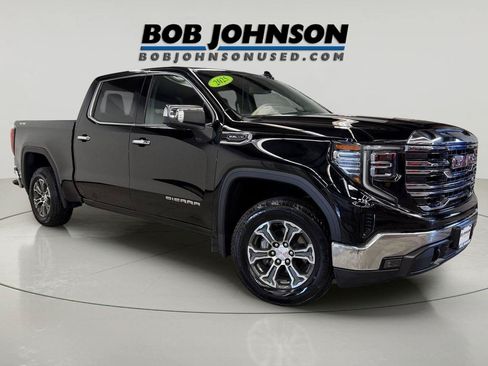 Certified 2025 GMC Sierra 1500 SLT AWD/4WD image 1