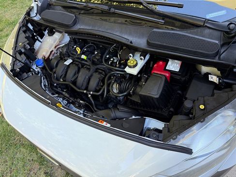 Used 2020 Ford Transit Connect XL image 56