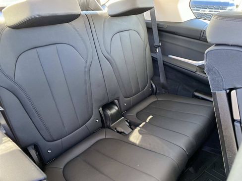 Used 2020 BMW X7 xDrive40i w/ Cold Weather Package AWD/4WD image 23