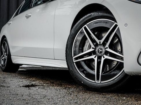 Used 2026 Mercedes-Benz C 300 4MATIC Sedan image 7