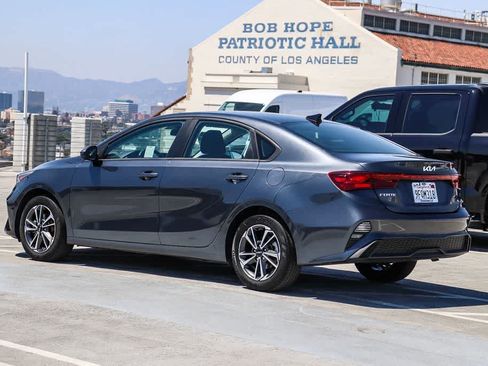 Used 2023 Kia Forte LXS FWD image 6