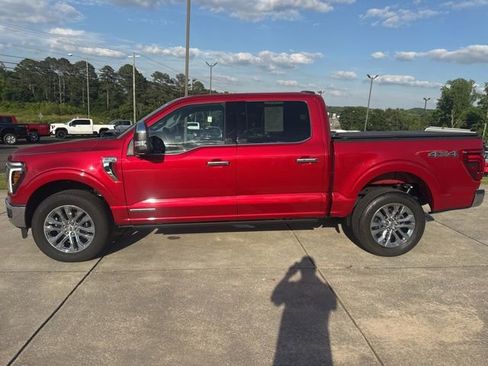Used 2025 Ford F150 Lariat w/ Equipment Group 501A Mid AWD/4WD image 4