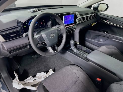 New 2026 Toyota Camry LE image 10