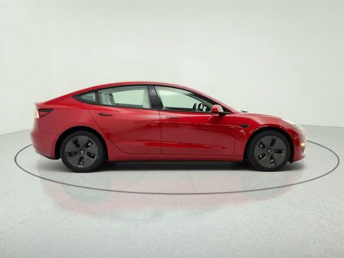 Used 2022 Tesla Model 3 Long Range AWD/4WD image 4