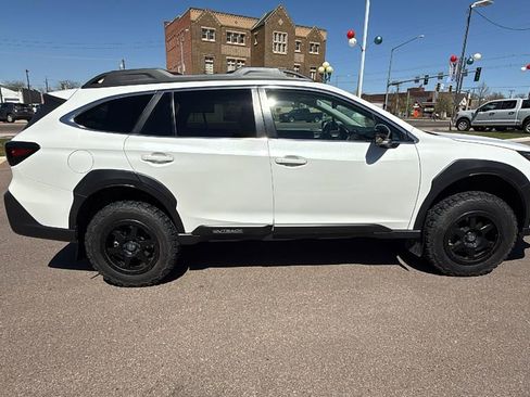 Used 2023 Subaru Outback Limited AWD/4WD image 4