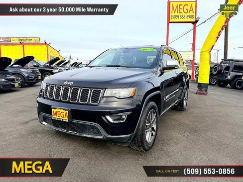Used 2022 Jeep Grand Cherokee Limited image 3