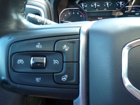 Used 2021 GMC Sierra 1500 SLT w/ SLT Premium Plus Package AWD/4WD image 17