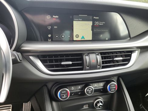 New 2025 Alfa Romeo Stelvio Sprint AWD/4WD image 45