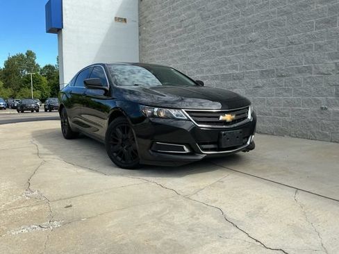 Used 2018 Chevrolet Impala LS FWD image 1