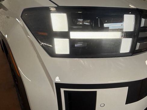 New 2027 Hyundai Santa Fe SE FWD image 10